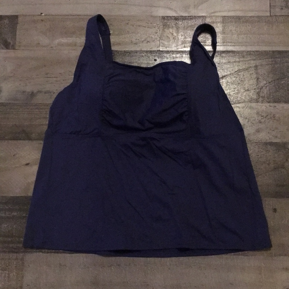 Lands' End Tankini Top. Navy with ruching at the bust. Underwire shelf bra